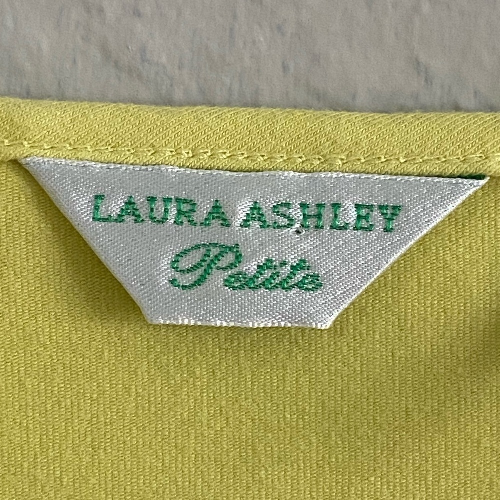 Laura Ashley Women Neon Yellow Embroidered Collar 3/4 Sleeve Cropped Top Size PL - Picture 5 of 8